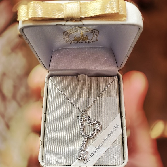 DISNEY PARKS 925 SWAROVSKI KEY NECKLACE - Picture 3 of 4